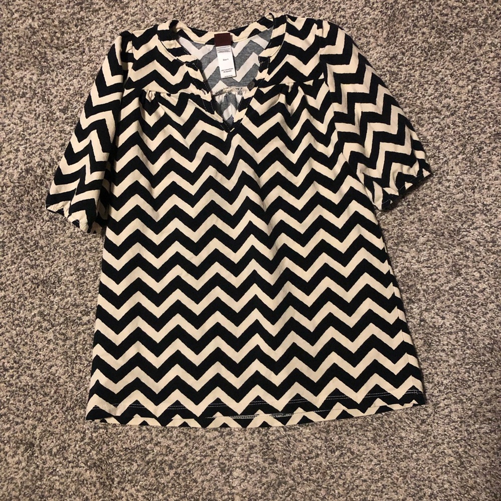EUC Tea Collection Chevron Patterned Black and Ivory Dress